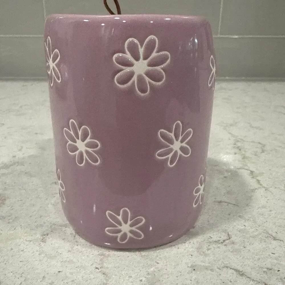 GIGI Rae Dunn Purple 19oz Mug Cup Daisy Flowers with Key Chain Mother’s Day 2026